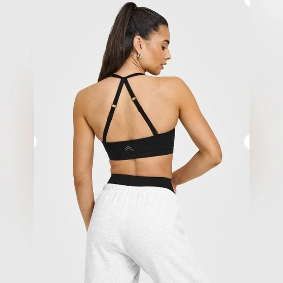 Oner Active Black Unified Twist Bra - Picture 2 of 4